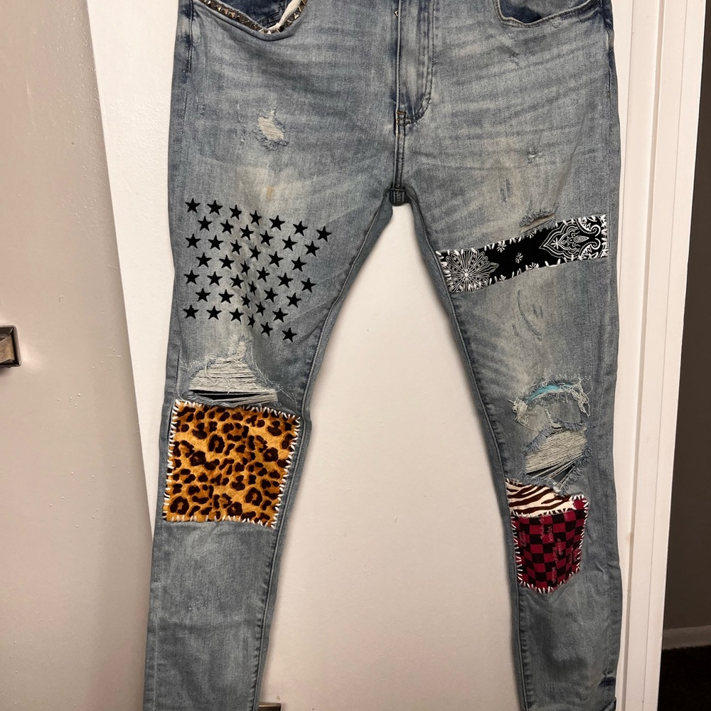 AMIRI  men’s blue art Patch Jeans
